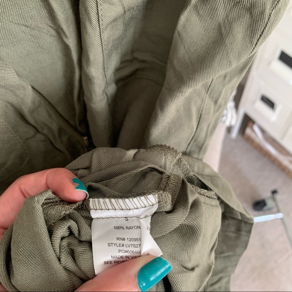 NWT Olive + Oak Set Free Olive Green Romper Small - Picture 11 of 12